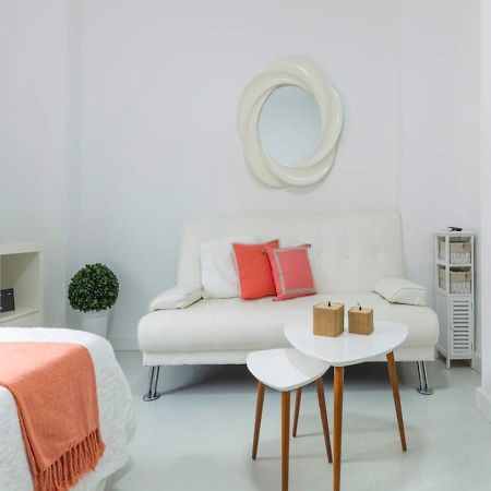 Lovely Studio At The City Heart! Malaga Bagian luar foto